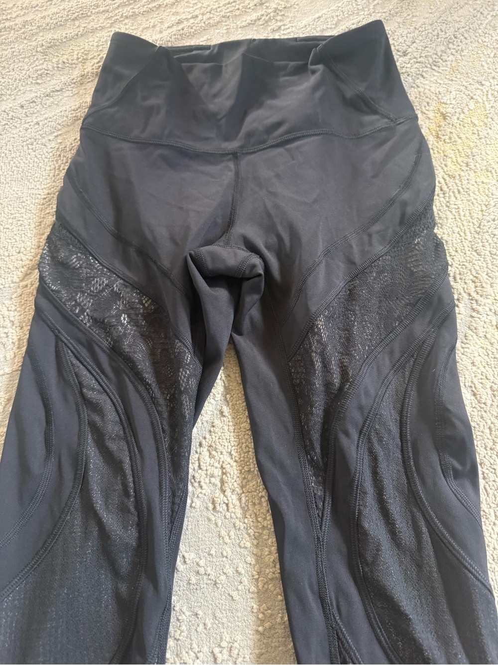 Lululemon Black leggings  Wunder Under Lace High Rise tights size 6 - Picture 14 of 16